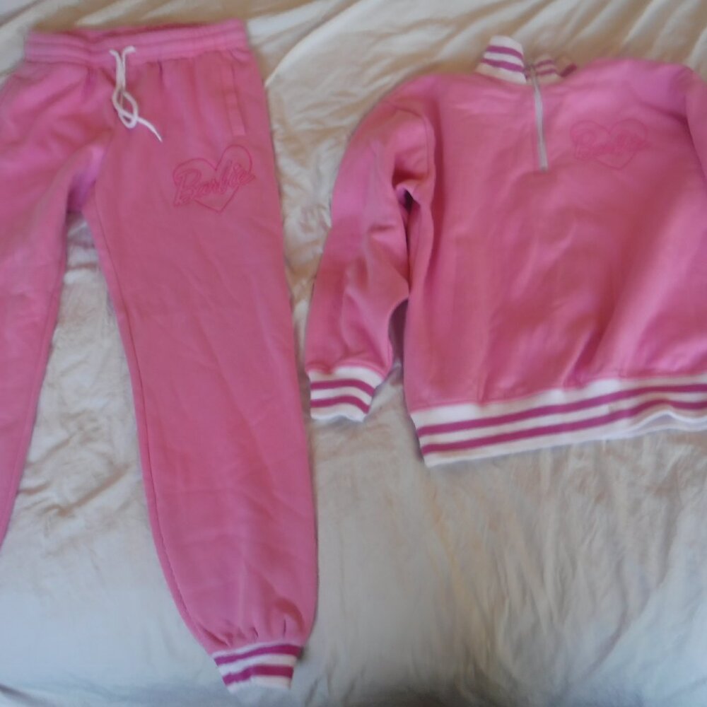 Barbie Pink Sweat Alfit Womens Size Medium Top And Pants